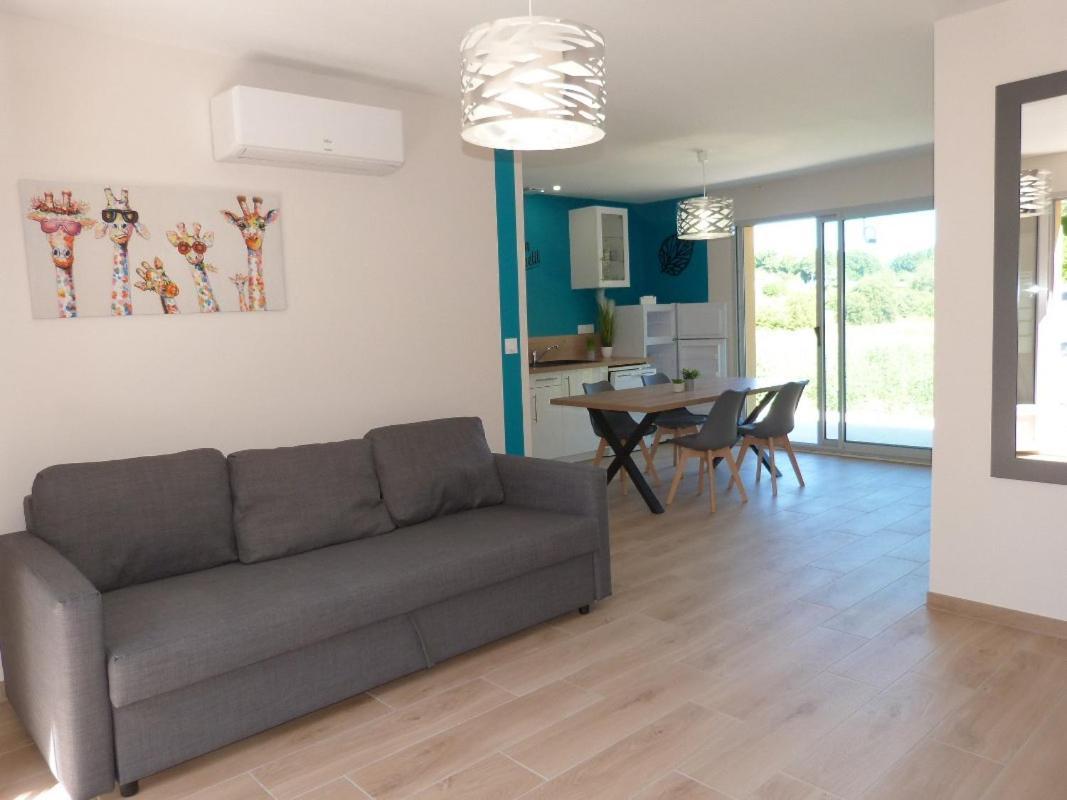 Lumineuse maison neuve, cosy,67m², 2 Chambres/6 couchages 1km Lac, 200m du bourg. Vue paisible, sur la nature Saint-Pardoux-lʼOrtigier Extérieur photo