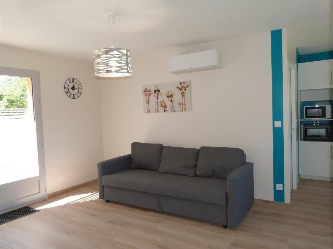 Lumineuse maison neuve, cosy,67m², 2 Chambres/6 couchages 1km Lac, 200m du bourg. Vue paisible, sur la nature Saint-Pardoux-lʼOrtigier Extérieur photo